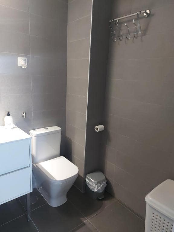 2 sypialnia Mieszkanie do wynajęcia w Valle Niza z basenem garażem - 950 € (Ref: 10049503)