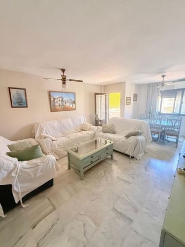 4 bedroom Apartment for rent in Vélez-Málaga with pool - € 1,350 (Ref: 10049504)