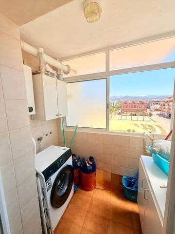 4 bedroom Apartment for rent in Vélez-Málaga with pool - € 1,350 (Ref: 10049504)