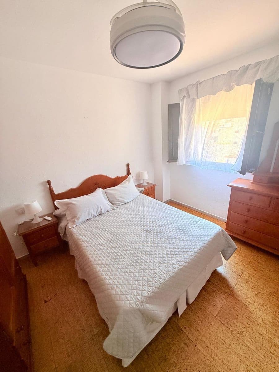 4 bedroom Apartment for rent in Velez-Malaga with pool - € 1,350 (Ref: 10049504)