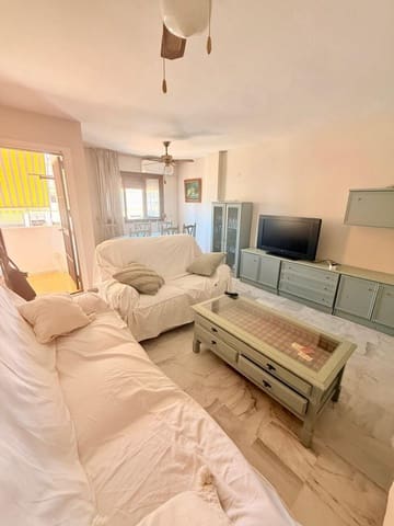 4 makuuhuone Huoneisto vuokrattavana paikassa Vélez-Málaga mukana uima-altaan - 1 300 € (Ref: 10049504)