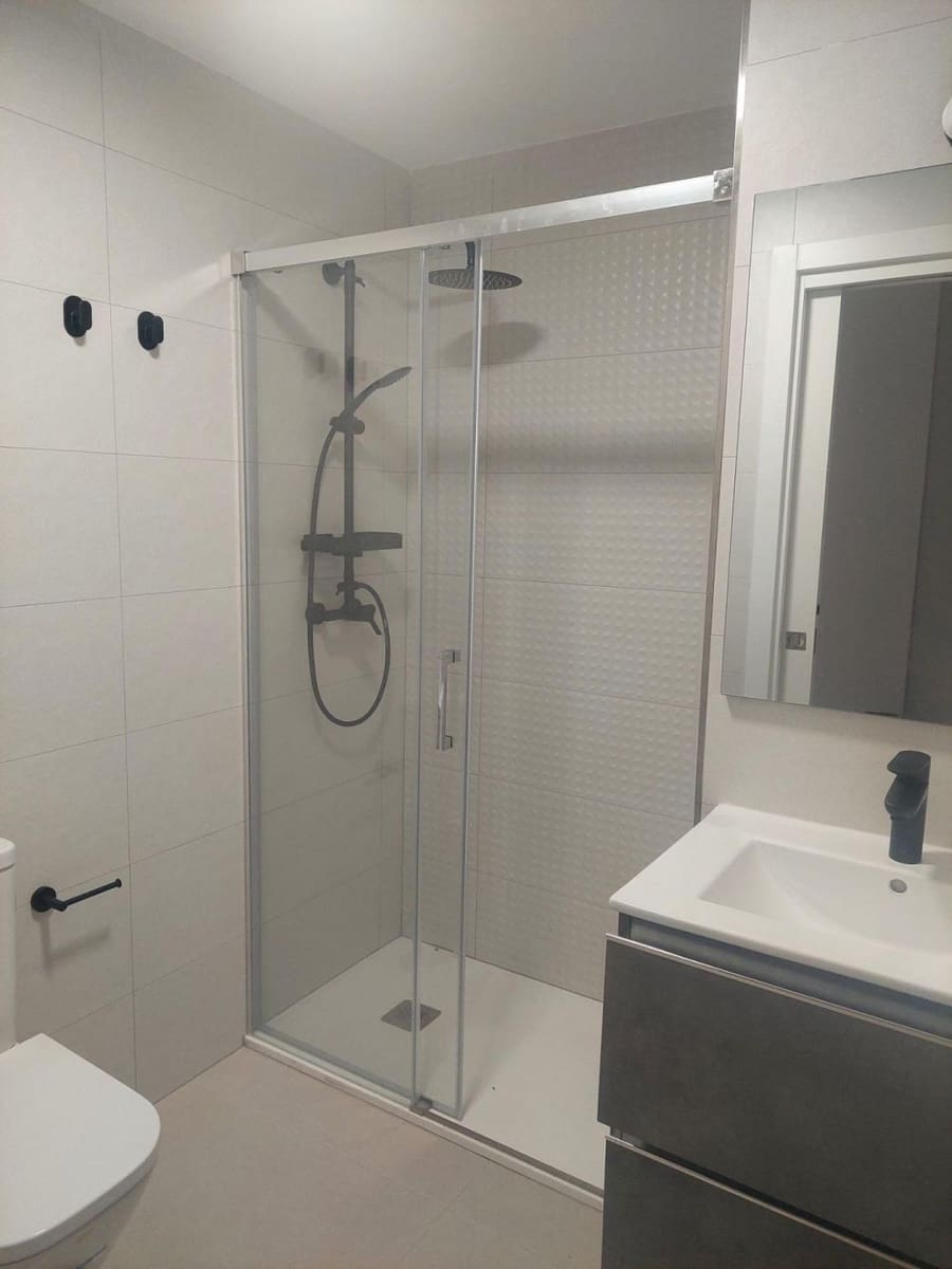 2 makuuhuone Ranta-asunto vuokrattavana paikassa Valle Niza mukana uima-altaan - 1 200 € (Ref: 10049506)