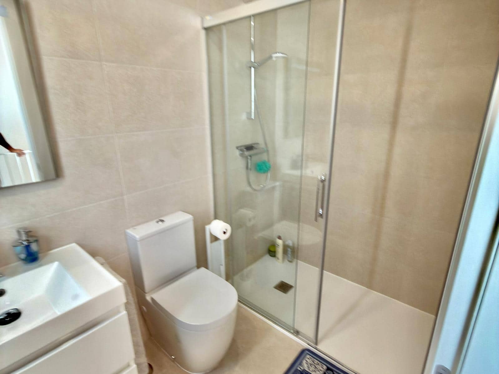 Ático de 3 habitaciones en Vélez-Málaga en alquiler con piscina - 1.800 € (Ref: 10055468)