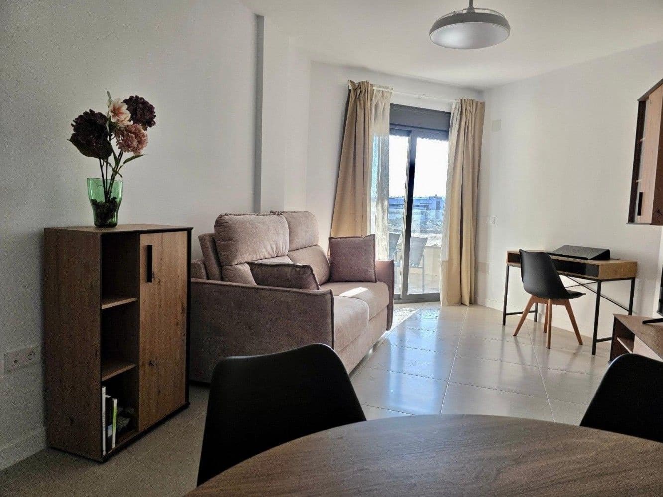 2 quarto Apartamento para arrendar em Almayate com piscina garagem - 1 200 € (Ref: 10059295)