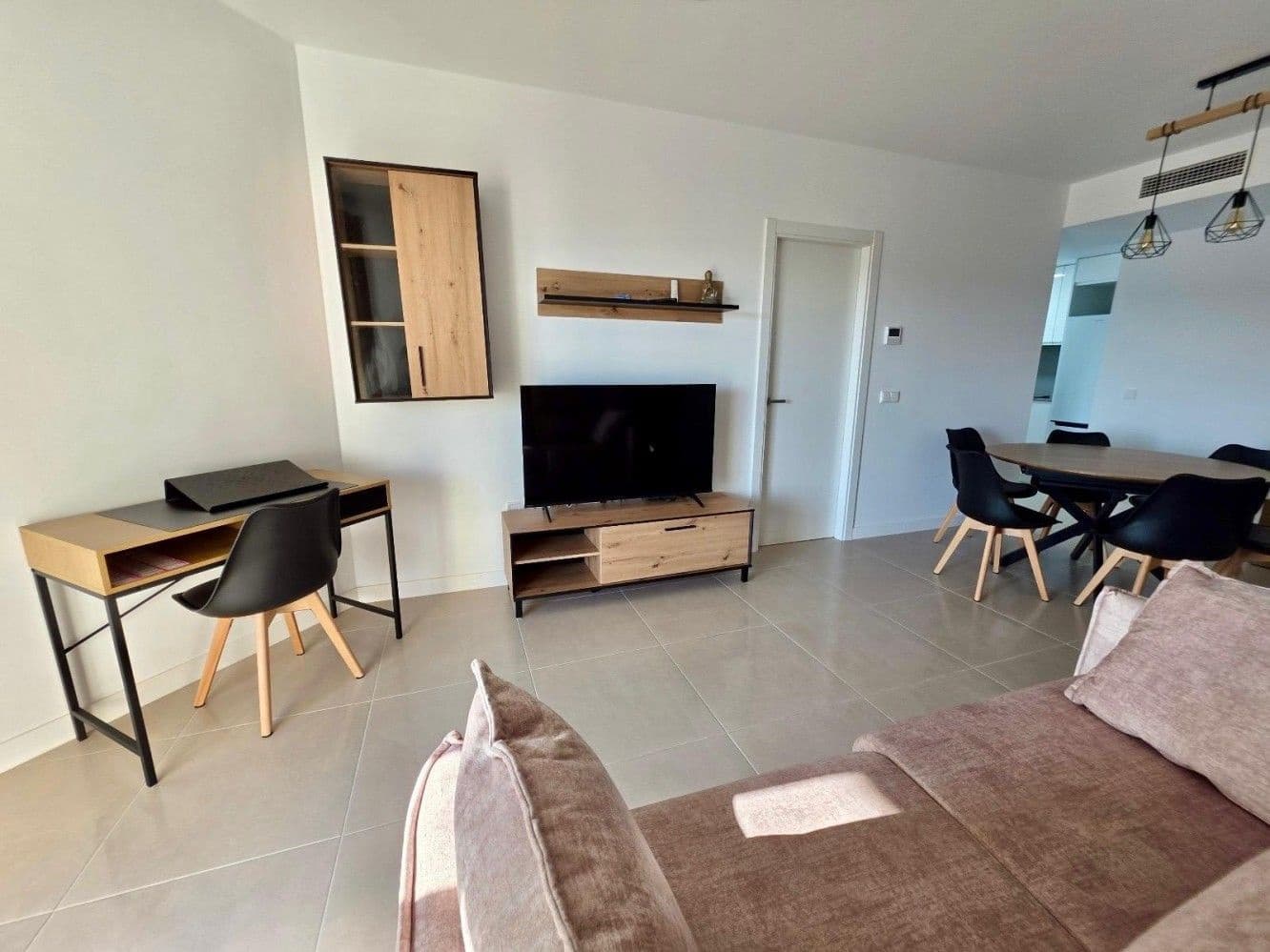2 quarto Apartamento para arrendar em Almayate com piscina garagem - 1 200 € (Ref: 10059295)