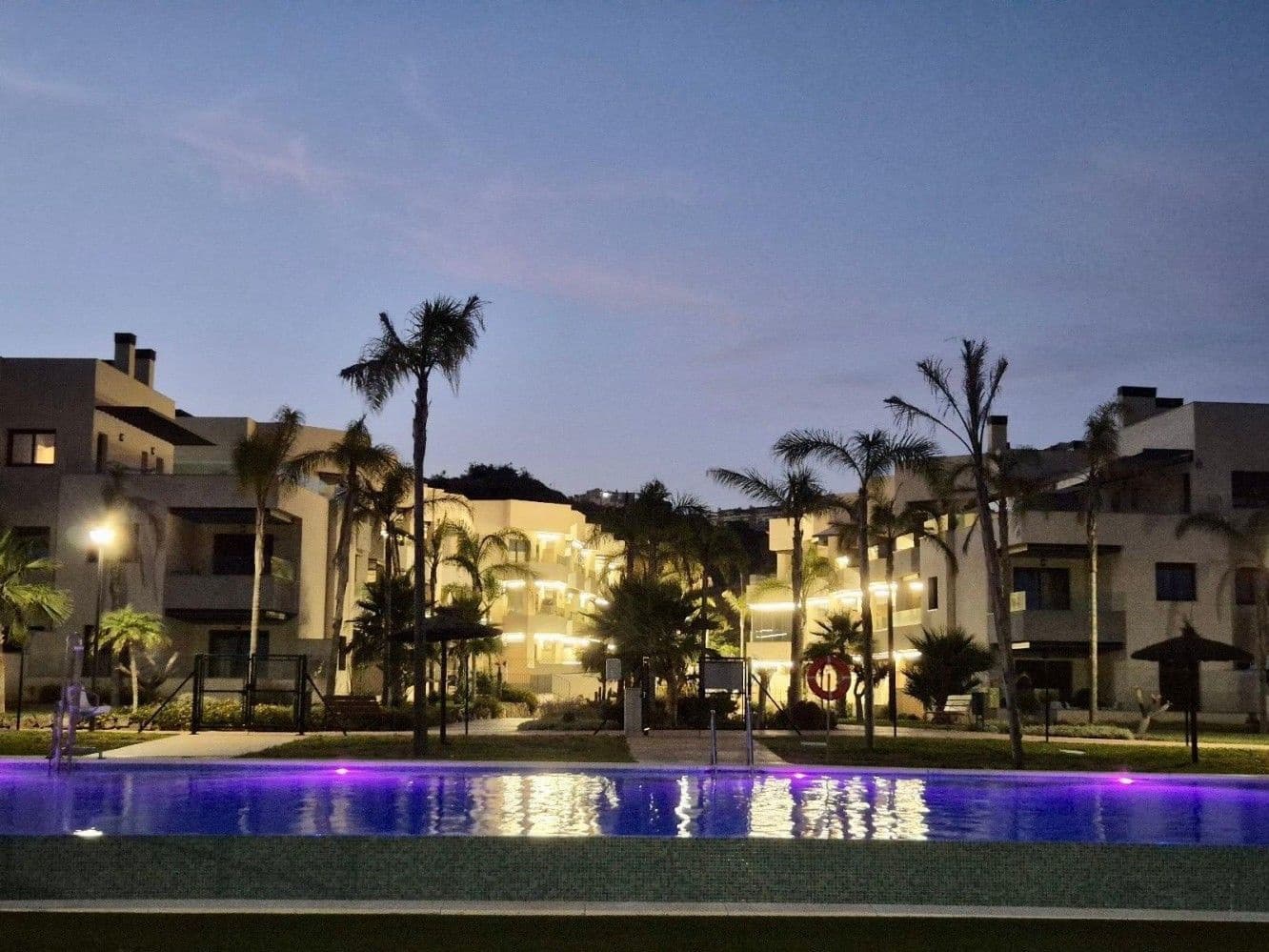 2 quarto Apartamento para arrendar em Almayate com piscina garagem - 1 200 € (Ref: 10059295)