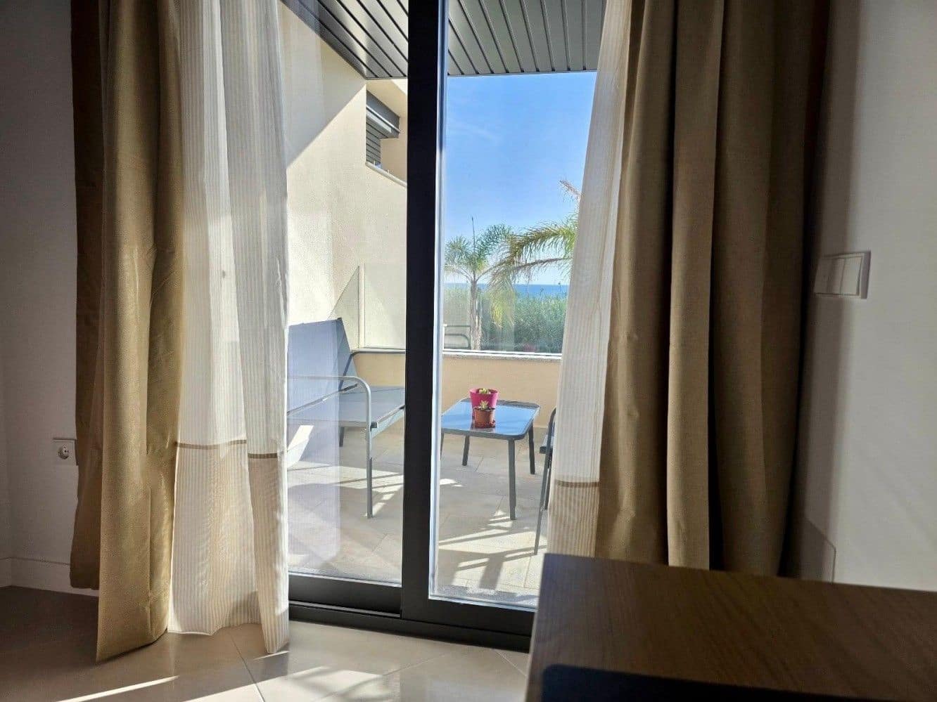 2 quarto Apartamento para arrendar em Almayate com piscina garagem - 1 200 € (Ref: 10059295)