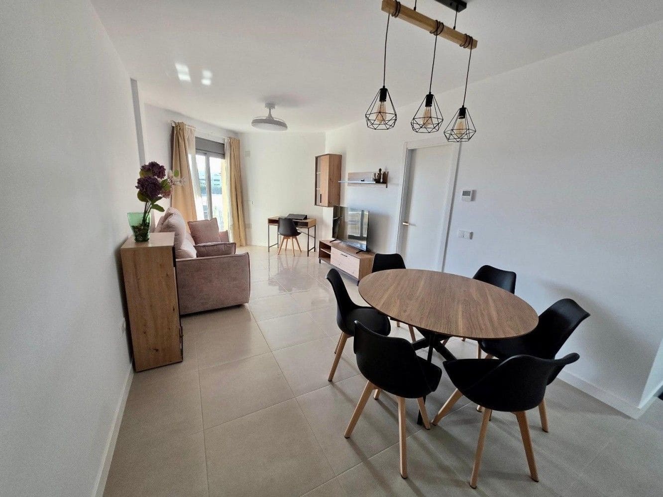 2 quarto Apartamento para arrendar em Almayate com piscina garagem - 1 200 € (Ref: 10059295)