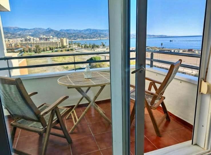 2 quarto Apartamento para arrendar em Torre del Mar com piscina - 1 500 € (Ref: 10059296)