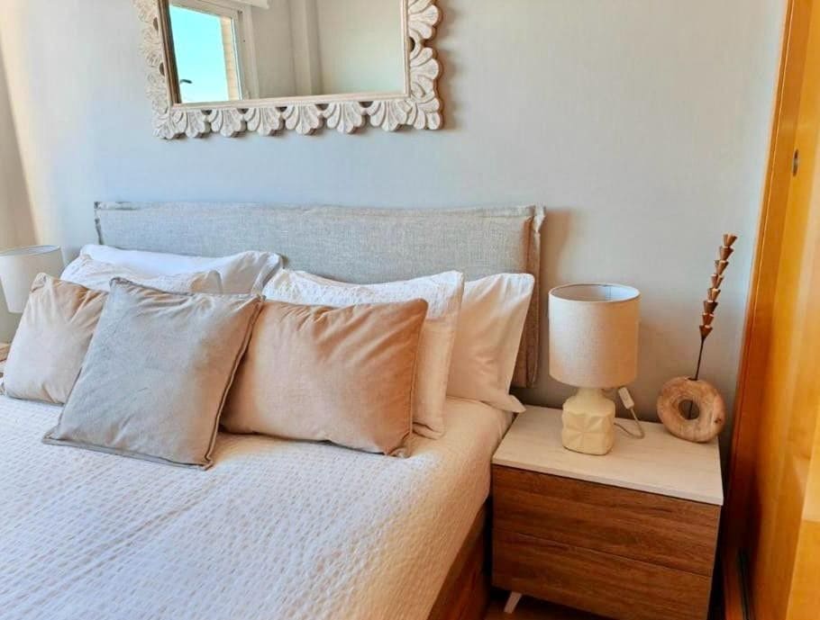 2 quarto Apartamento para arrendar em Torre del Mar com piscina - 1 500 € (Ref: 10059296)