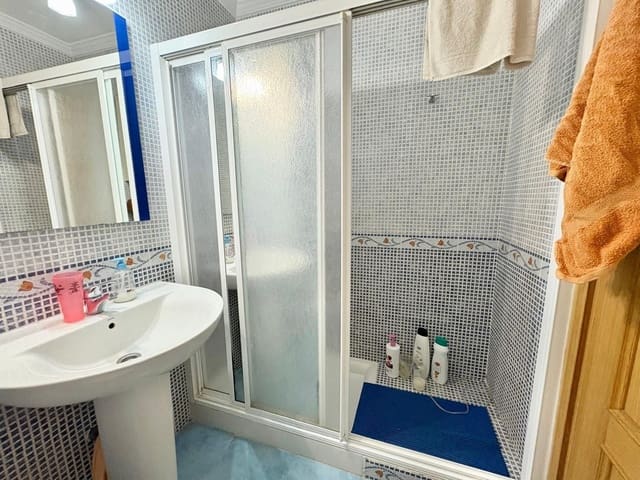 2 soverom Leilighet til leie i Torre del Mar, Vélez-Málaga med svømmebasseng - € 950 (Ref: 10062131)