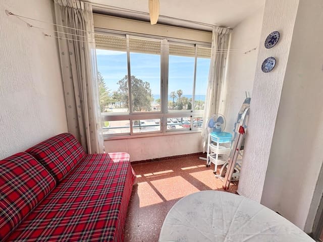 Apartamento de 1 habitación en Torre del Mar, Vélez-Málaga en alquiler - 700 € (Ref: 10062132)