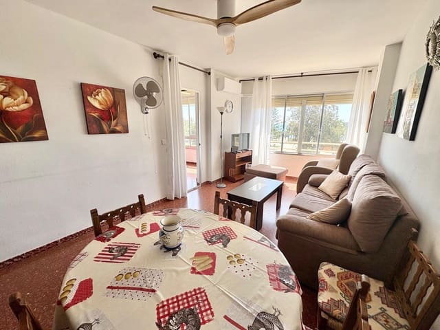 Apartamento de 1 habitación en Torre del Mar, Vélez-Málaga en alquiler - 700 € (Ref: 10062132)