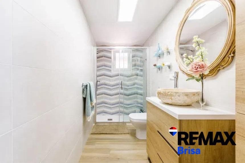 4 makuuhuone Huvila vuokrattavana paikassa Benajarafe mukana uima-altaan - 3 500 € (Ref: 10062134)