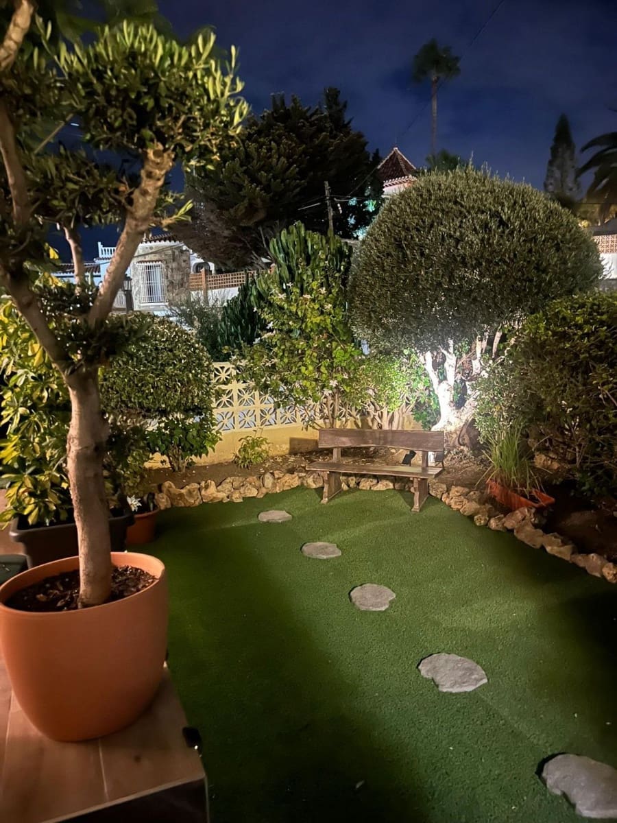 4 Zimmer Villa zu verkaufen in Caleta de Velez mit Pool - 669.000 € (Ref: 10062135)