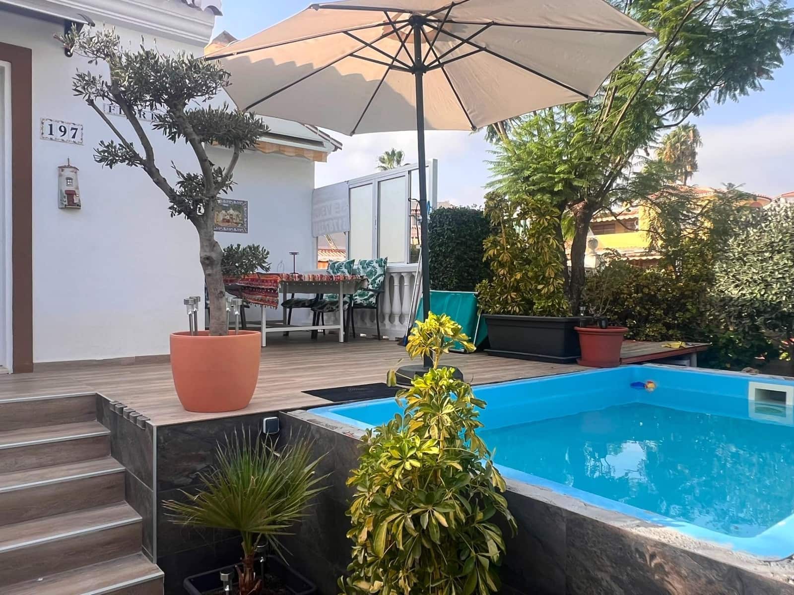 4 Zimmer Villa zu verkaufen in Caleta de Velez mit Pool - 669.000 € (Ref: 10062135)