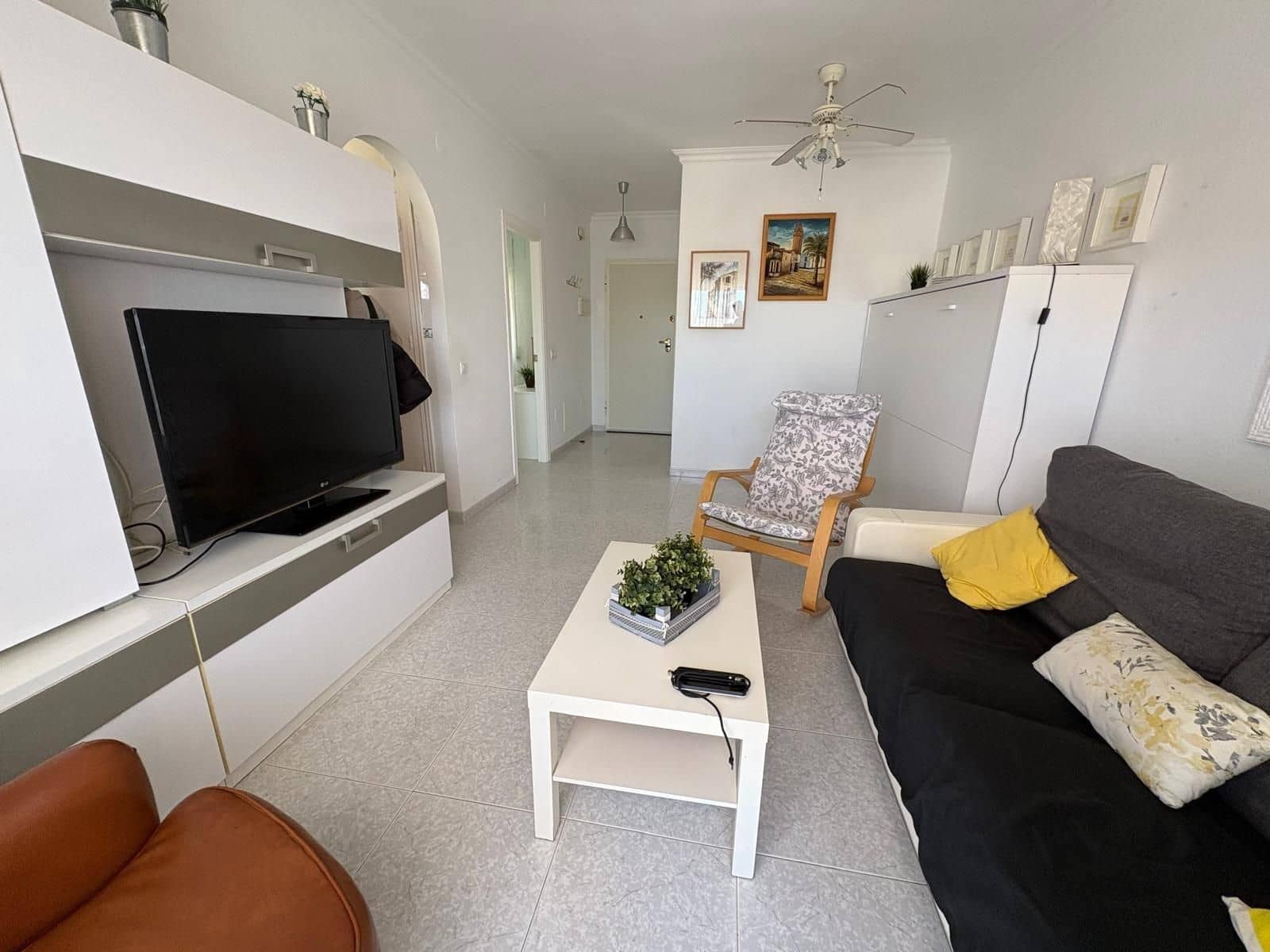 1 slaapkamer Appartement te huur in Torrox Park met zwembad - € 700 (Ref: 10062137)