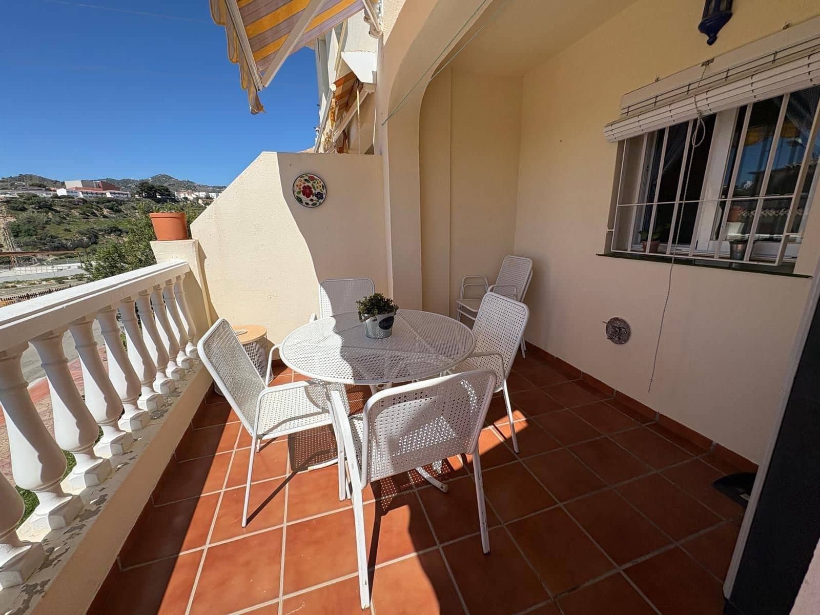 1 slaapkamer Appartement te huur in Torrox Park met zwembad - € 700 (Ref: 10062137)