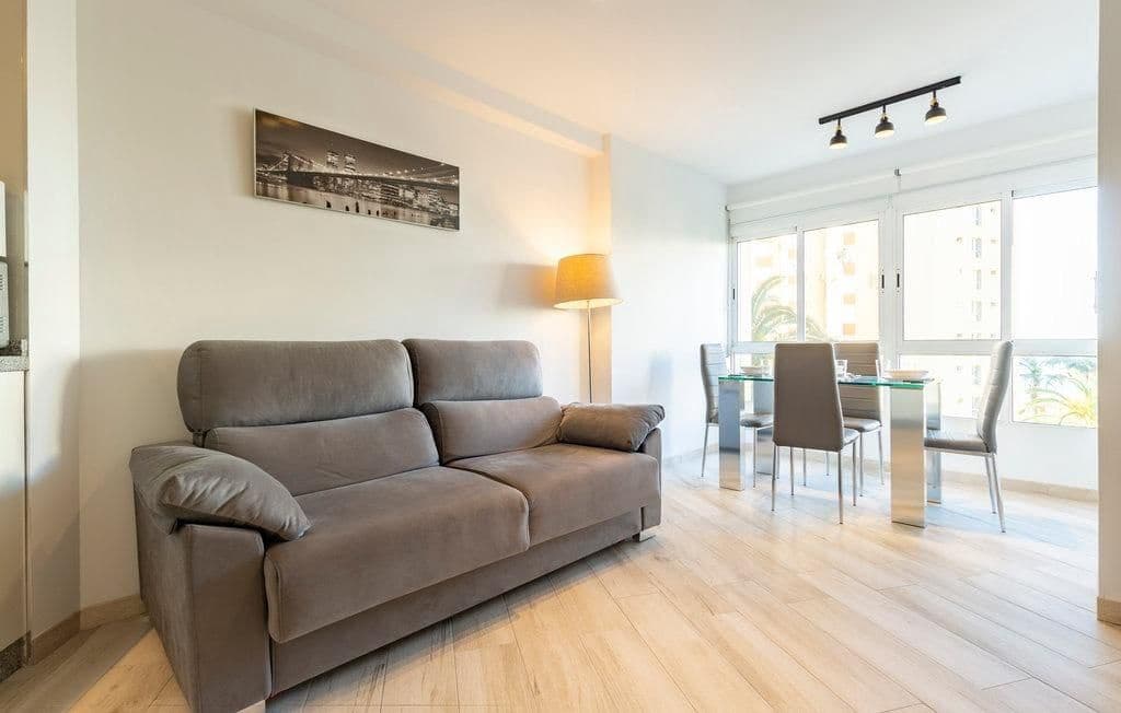2 sovrum Lägenhet att hyra i Algarrobo med pool - 1 200 € (Ref: 10062138)