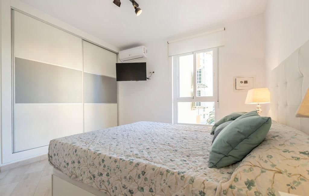 2 sovrum Lägenhet att hyra i Algarrobo med pool - 1 200 € (Ref: 10062138)