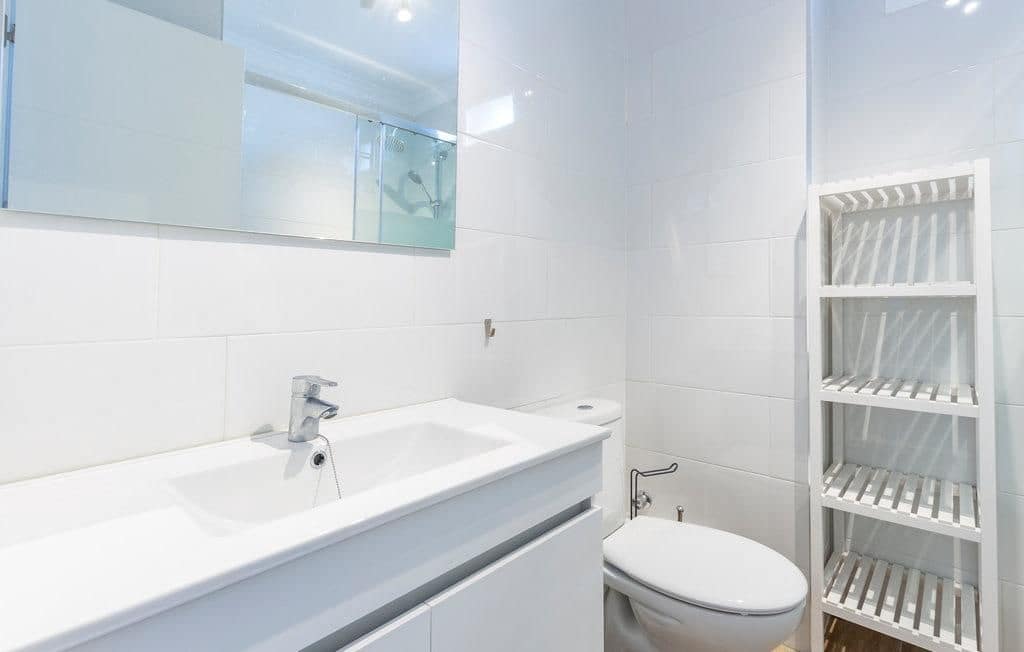 2 sovrum Lägenhet att hyra i Algarrobo med pool - 1 200 € (Ref: 10062138)