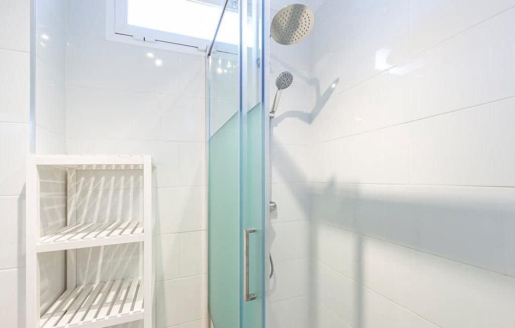 2 sovrum Lägenhet att hyra i Algarrobo med pool - 1 200 € (Ref: 10062138)
