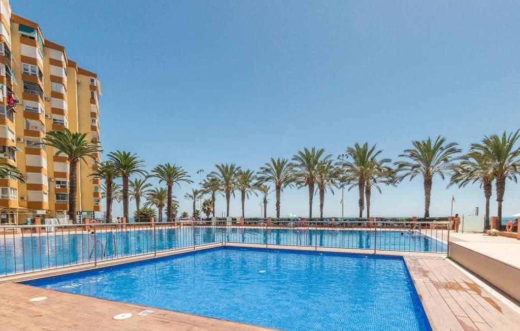 2 sovrum Lägenhet att hyra i Algarrobo med pool - 1 200 € (Ref: 10062138)