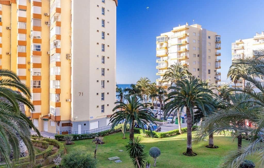 2 sovrum Lägenhet att hyra i Algarrobo med pool - 1 200 € (Ref: 10062138)