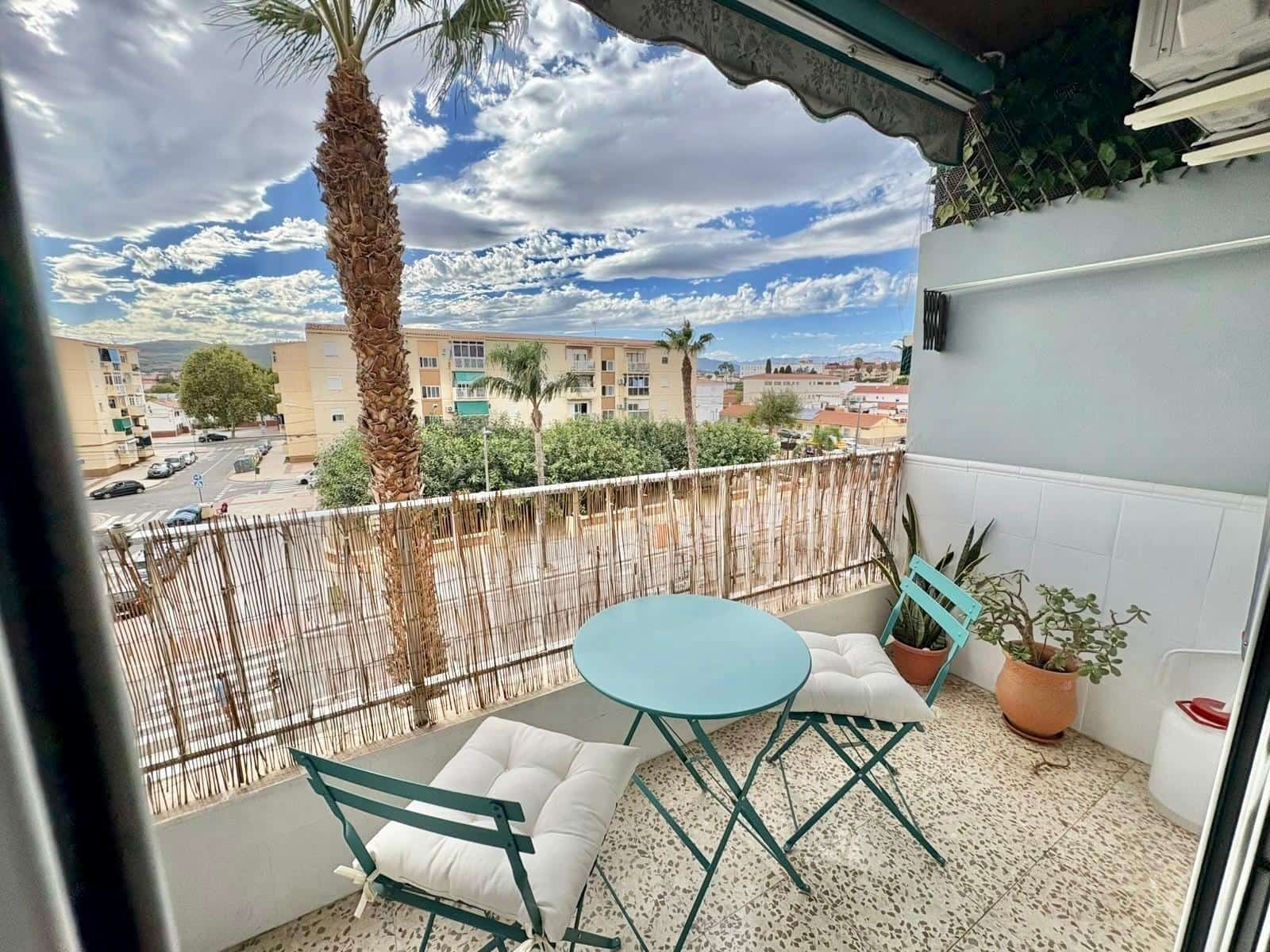 3 quarto Apartamento para arrendar em Velez-Malaga - 950 € (Ref: 10064814)