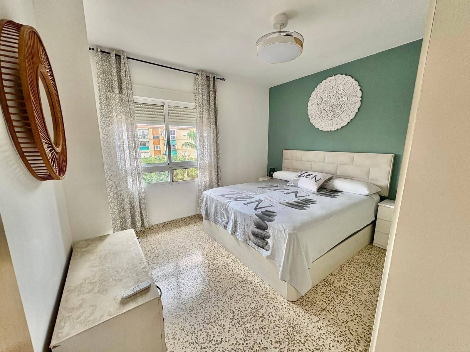 3 quarto Apartamento para arrendar em Velez-Malaga - 950 € (Ref: 10064814)