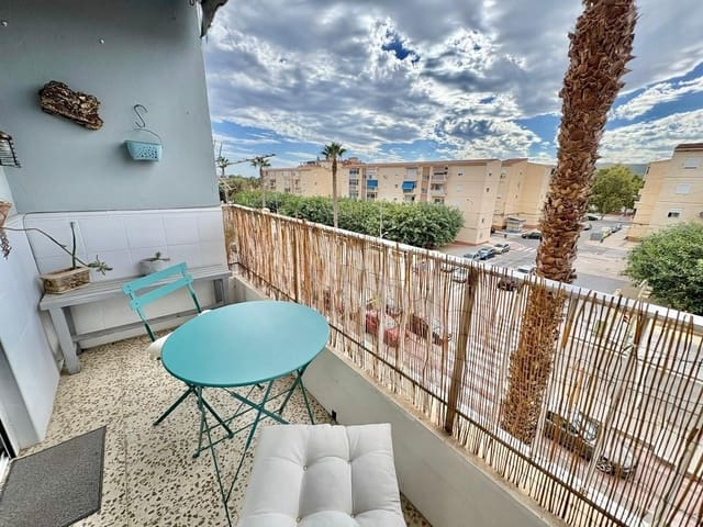 3 soverom Leilighet til leie i Vélez-Málaga - € 950 (Ref: 10064814)