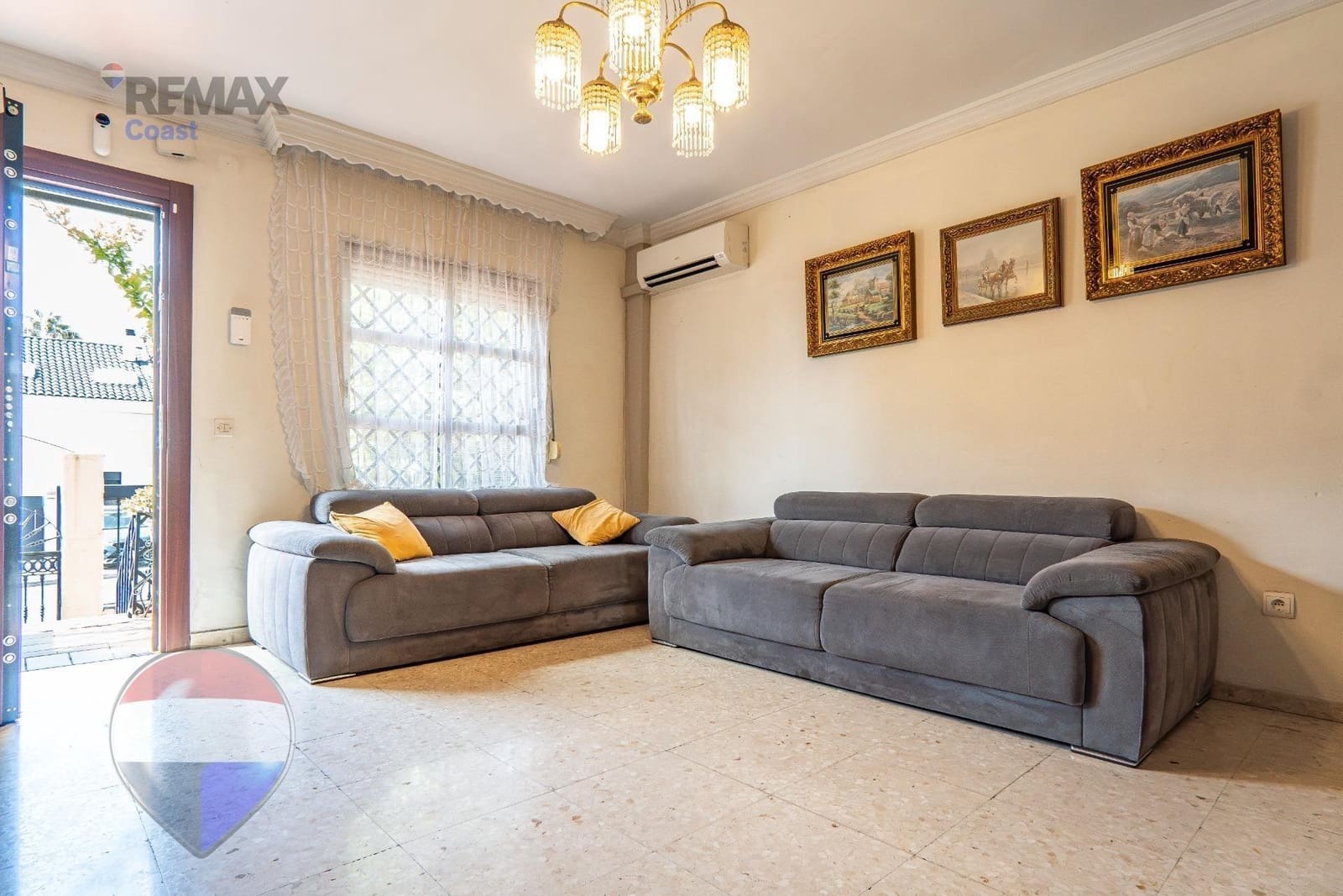 Adosado de 4 habitaciones en Málaga ciudad en venta con garaje - 425.000 € (Ref: 10068062)