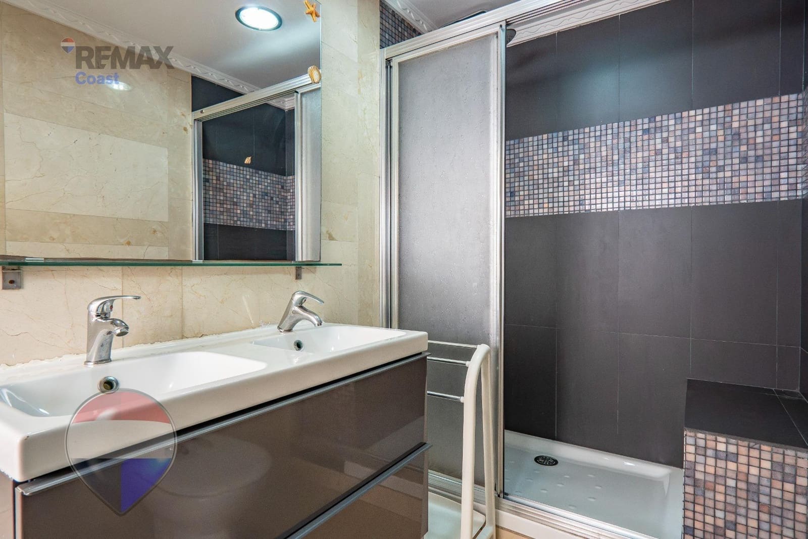 Adosado de 4 habitaciones en Málaga ciudad en venta con garaje - 425.000 € (Ref: 10068062)