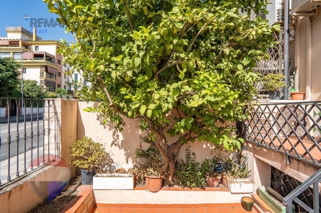 Adosado de 4 habitaciones en Málaga ciudad en venta con garaje - 425.000 € (Ref: 10068062)