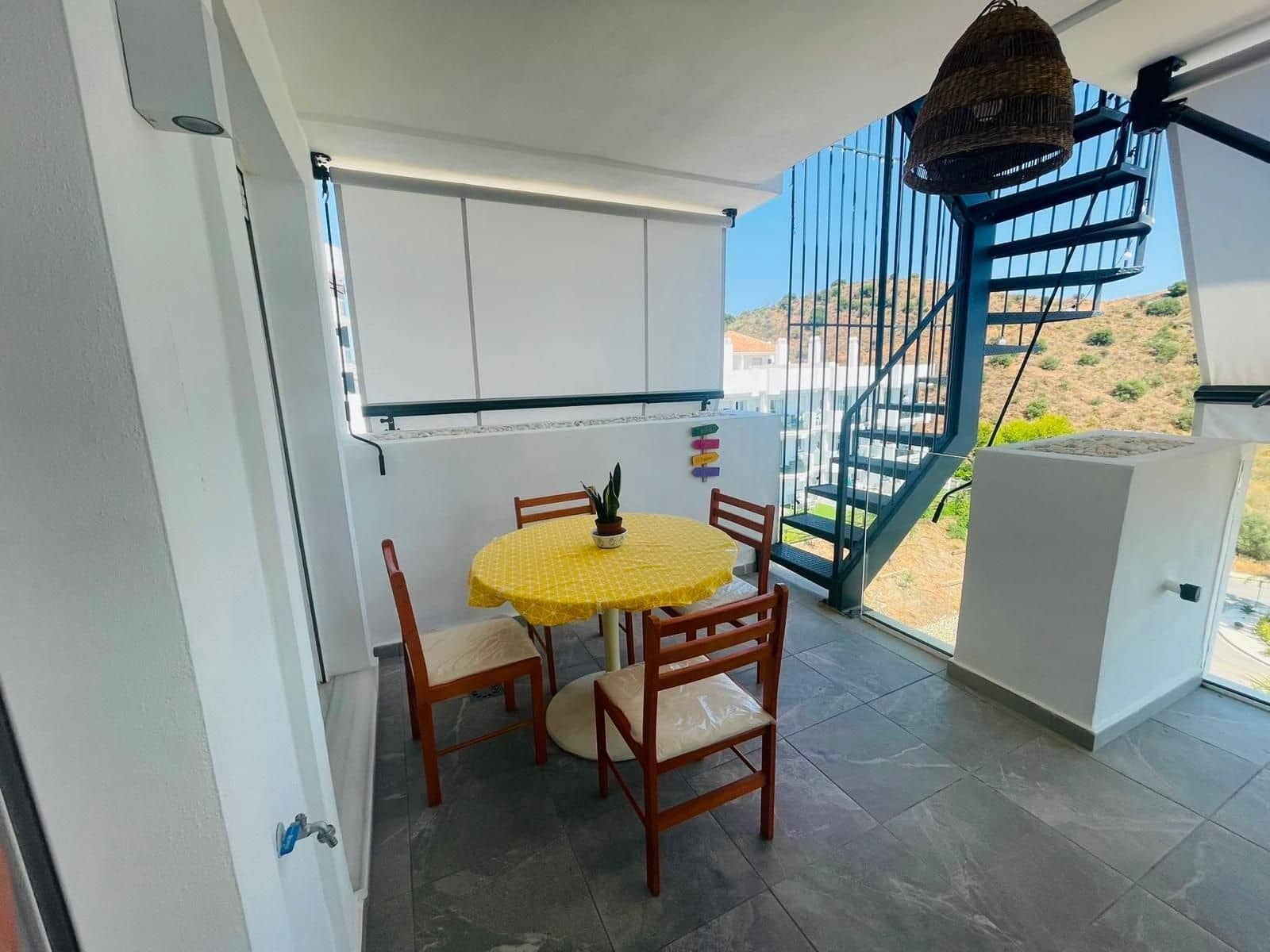 Penthouse de 2 chambres à louer à Rincon de la Victoria avec piscine garage - 1 300 € (Ref: 10078224)