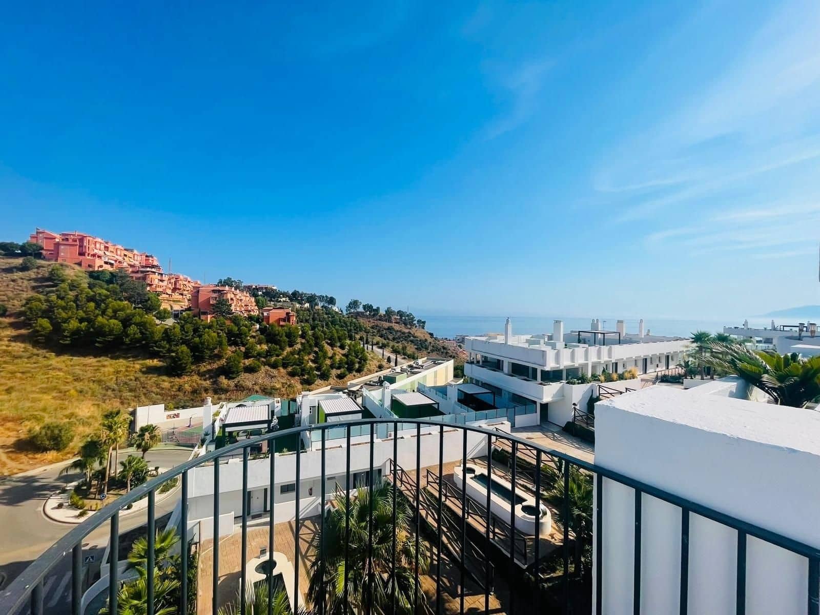 Penthouse de 2 chambres à louer à Rincon de la Victoria avec piscine garage - 1 300 € (Ref: 10078224)