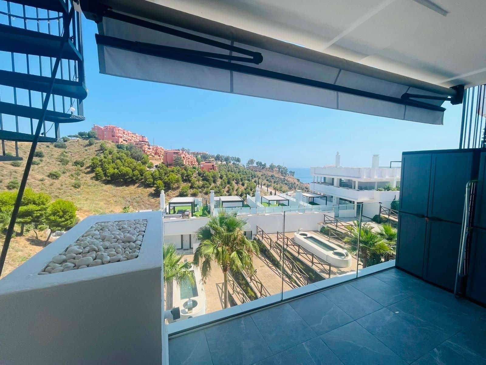 Penthouse de 2 chambres à louer à Rincon de la Victoria avec piscine garage - 1 300 € (Ref: 10078224)
