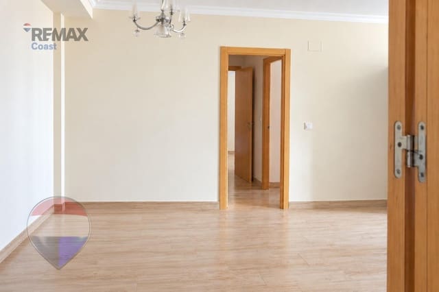 2 soveværelse Lejlighed til salg i Málaga by med garage - € 334.000 (Ref: 10086338)