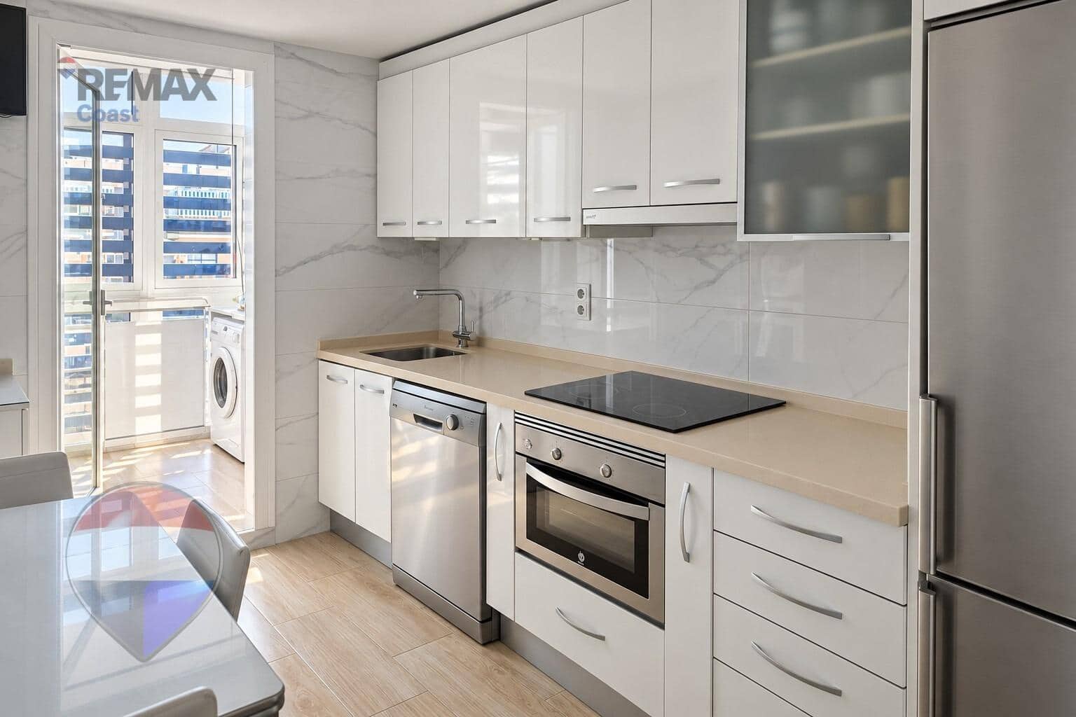 2 soveværelse Lejlighed til salg i Malaga by med garage - € 334.000 (Ref: 10086338)
