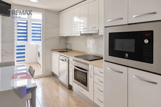 2 soveværelse Lejlighed til salg i Málaga by med garage - € 334.000 (Ref: 10086338)