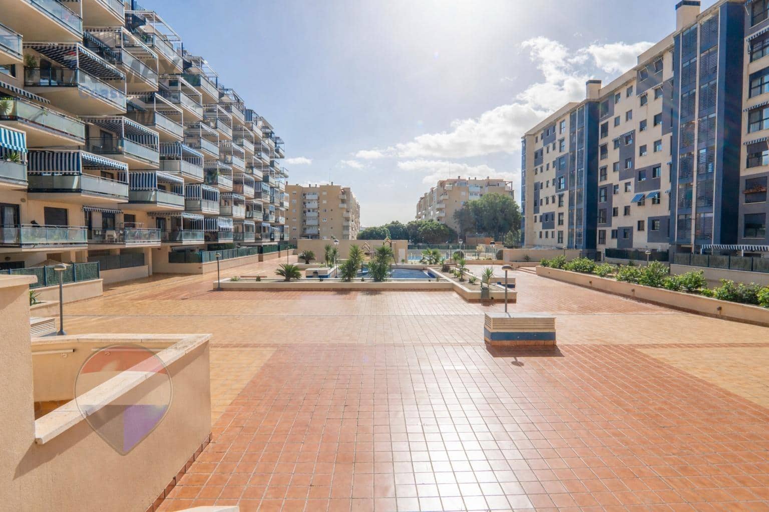 2 soveværelse Lejlighed til salg i Malaga by med garage - € 334.000 (Ref: 10086338)