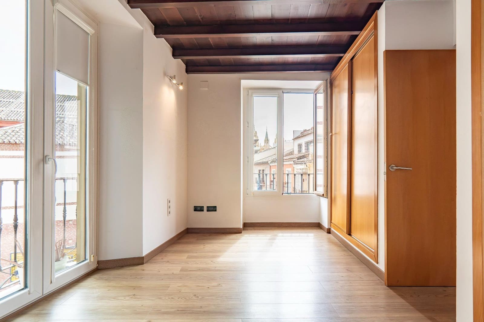 2 sypialnia Penthouse do wynajęcia w Miasto Malaga - 1 500 € (Ref: 10086339)