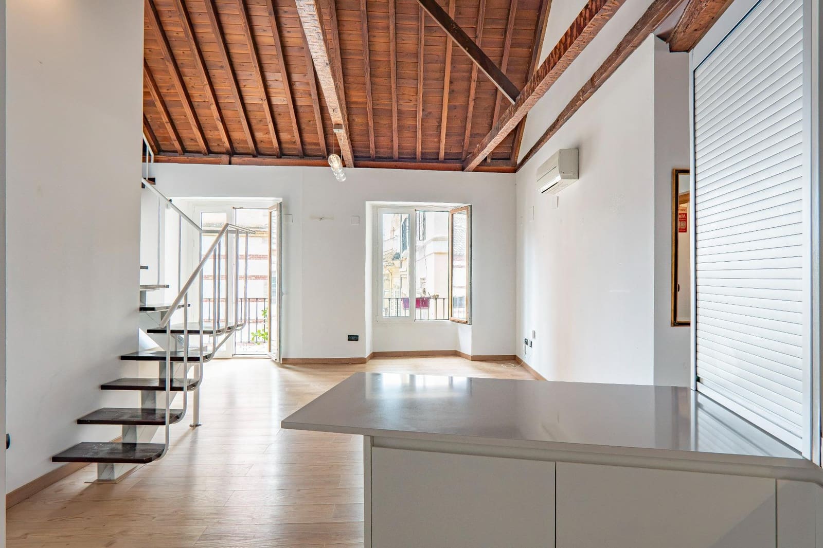 2 sypialnia Penthouse do wynajęcia w Miasto Malaga - 1 500 € (Ref: 10086339)