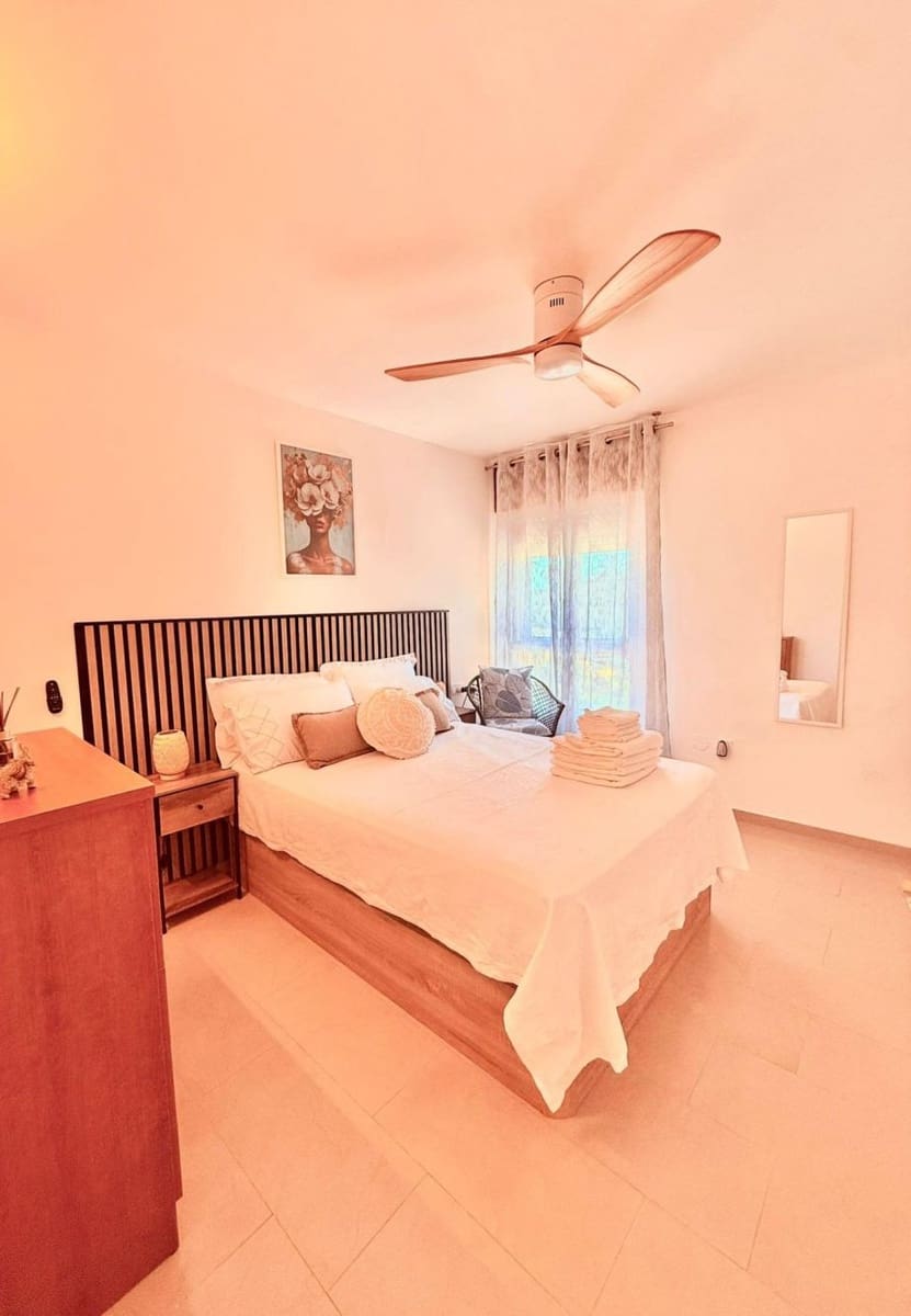 1 soveværelse Lejlighed til leje i Torrox med swimmingpool - € 800 (Ref: 10089601)