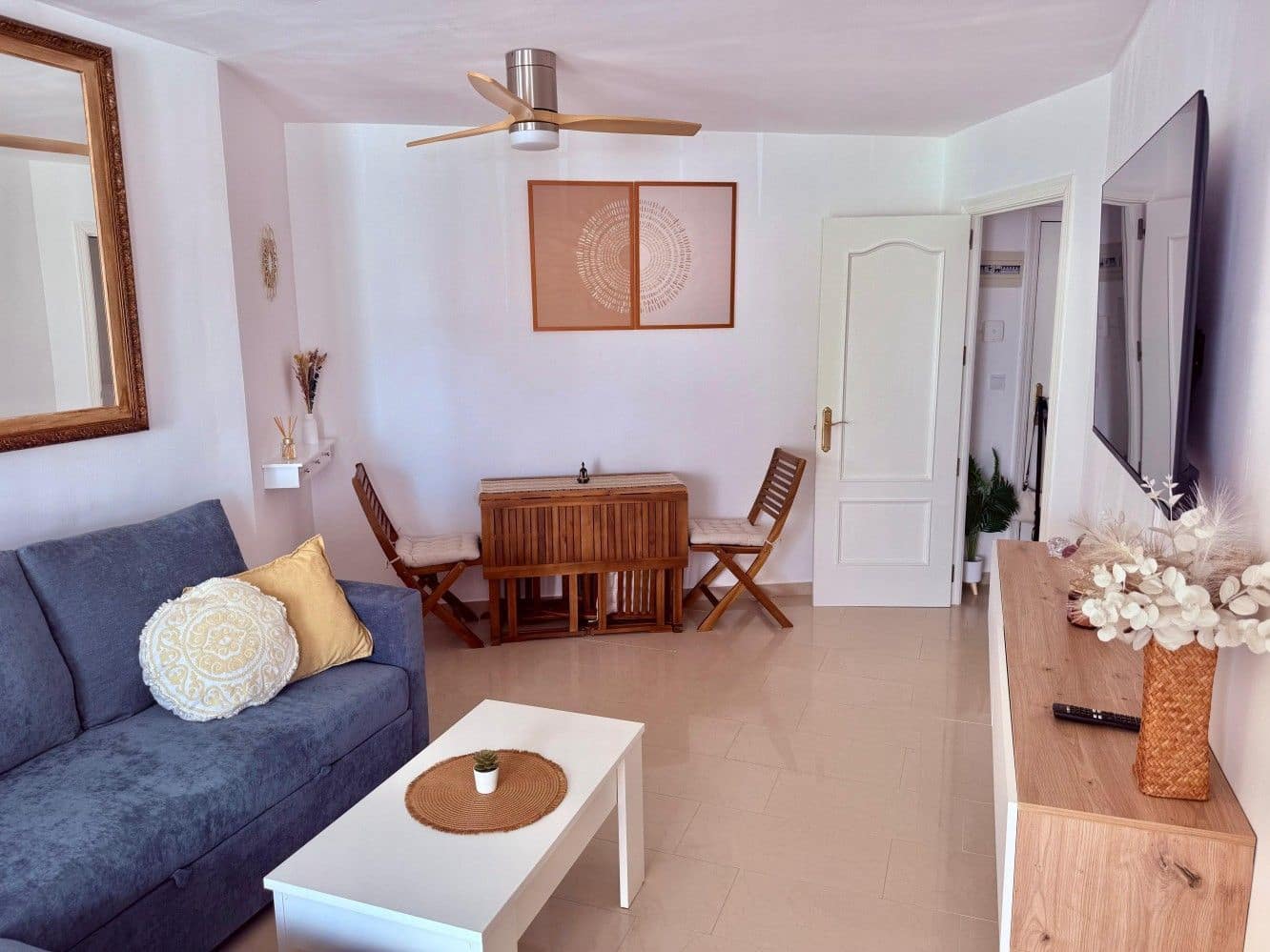 1 soveværelse Lejlighed til leje i Torrox med swimmingpool - € 800 (Ref: 10089601)