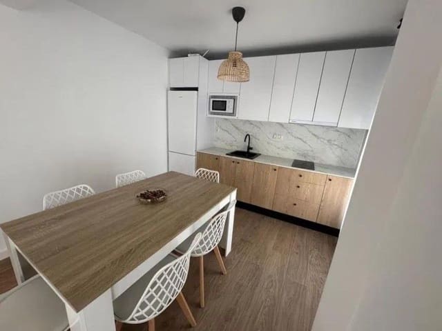 2 camera da letto Appartamento da affittare in Torre del Mar, Vélez-Málaga con piscina - 950 € (Rif: 10089602)
