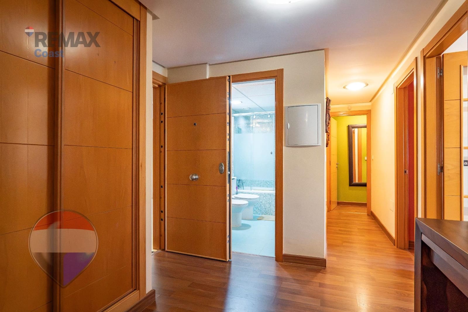 2 Zimmer Wohnung zu vermieten in Almayate mit Pool Garage - 1.000 € (Ref: 10109846)