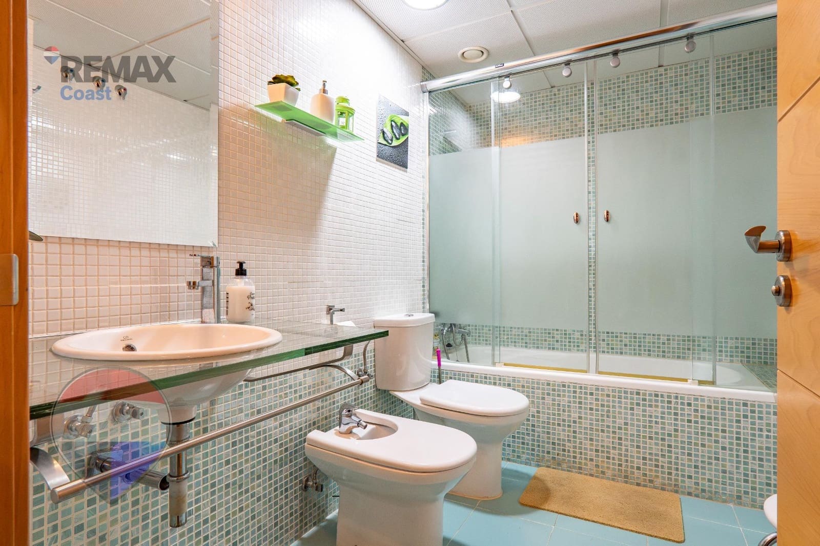 2 Zimmer Wohnung zu vermieten in Almayate mit Pool Garage - 1.000 € (Ref: 10109846)