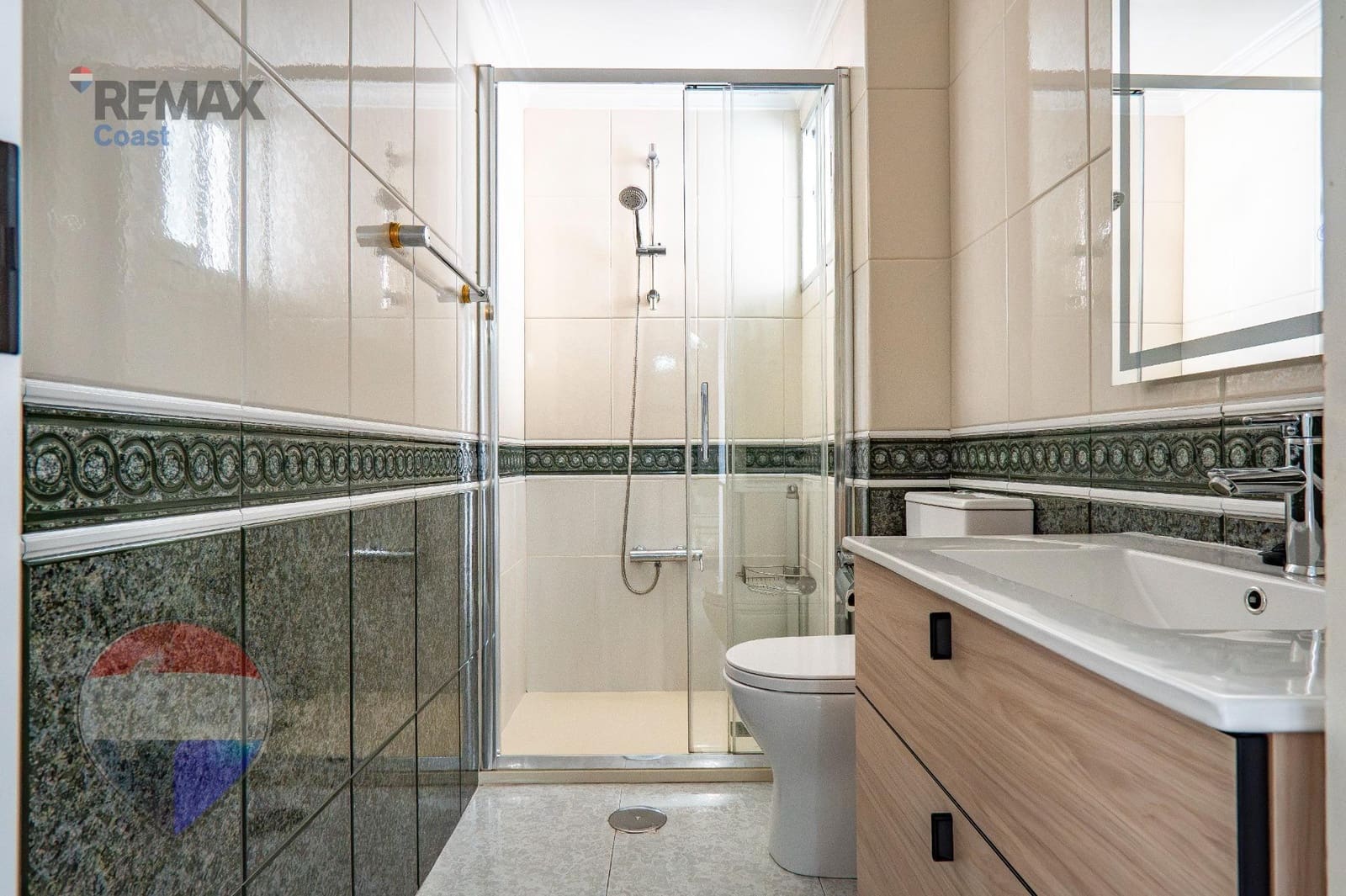 Piso de 2 habitaciones en Málaga ciudad en venta - 181.000 € (Ref: 10109847)