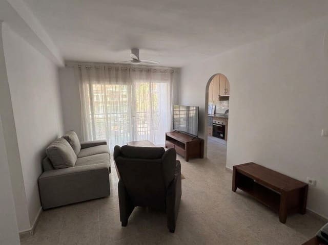 3 slaapkamer Flat te huur in Algarrobo - € 950 (Ref: 10120044)
